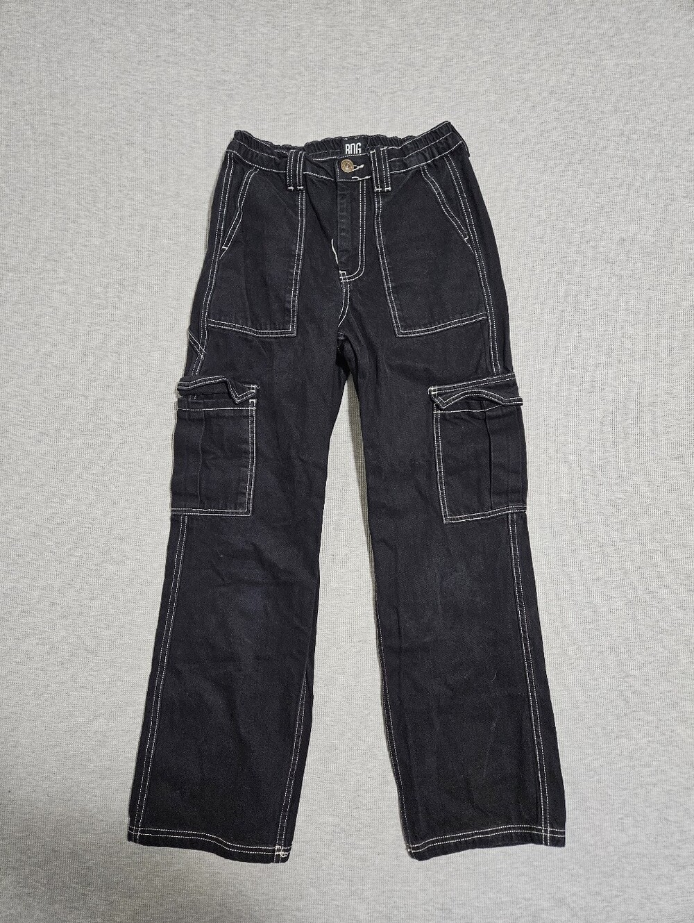 BDG black baggie cargo pants with white stitching Size 26"